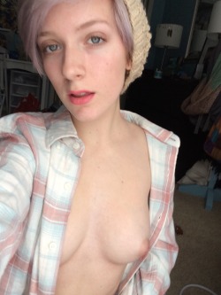 Chyler Leigh bikini topless nude photo shoot